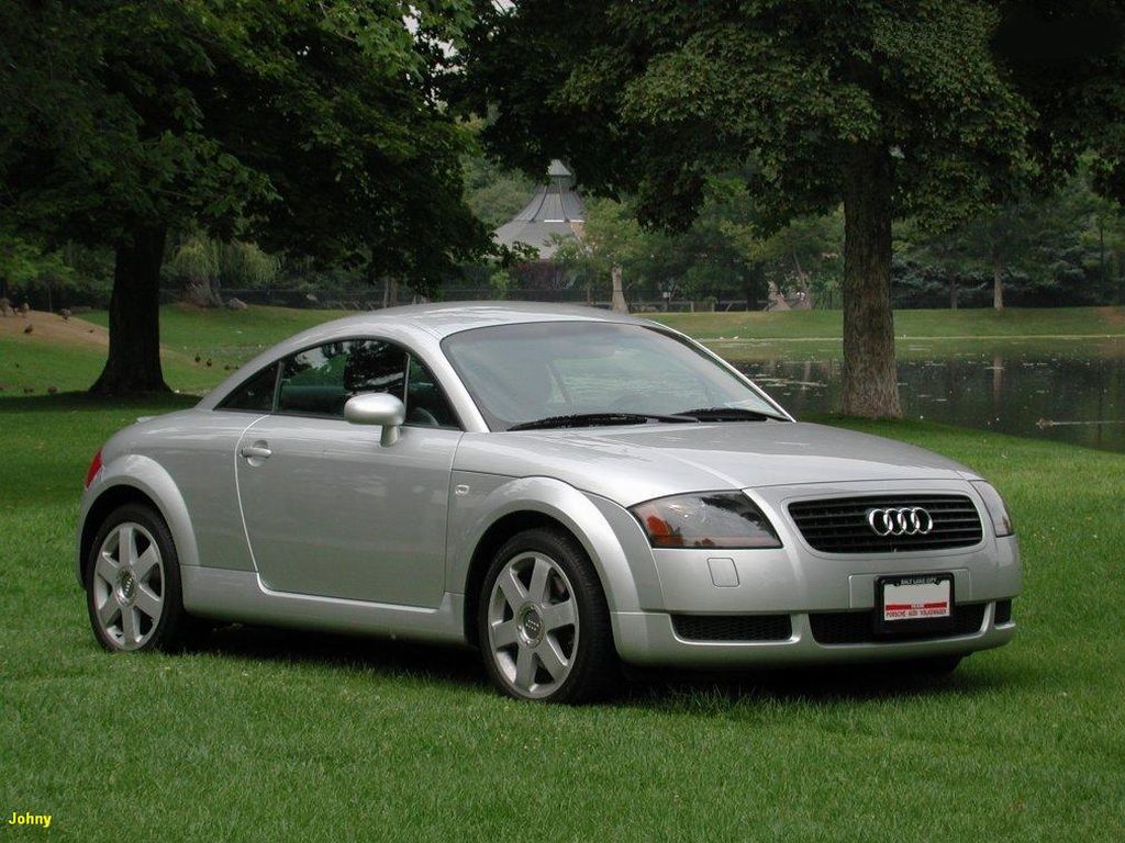 audi%20tt%2005.jpg