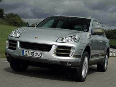 P211b9b80e8e2_Porsche_Cayenne_Hybrid.jpg